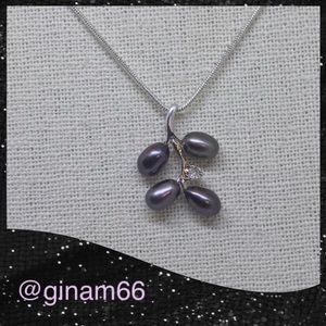 New Black Pearl Leaf Necklace